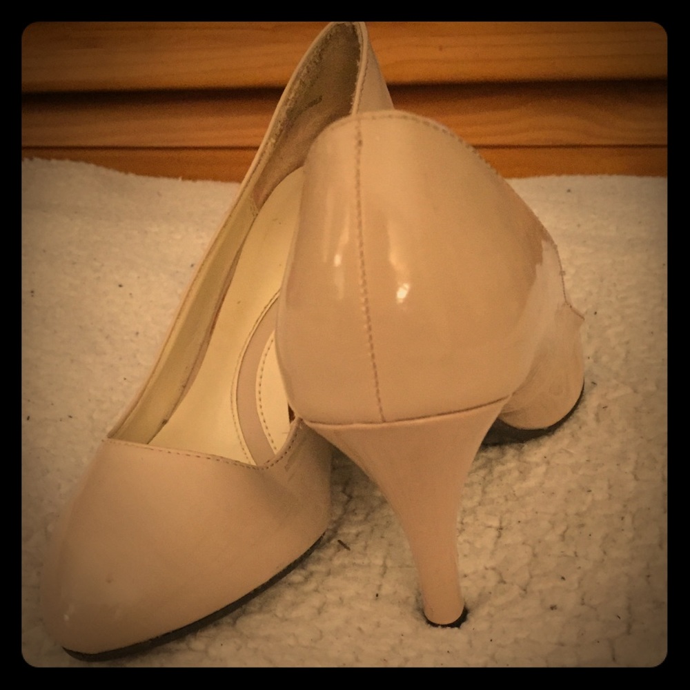 Neutral Patent Pumps (Pre-Owned)